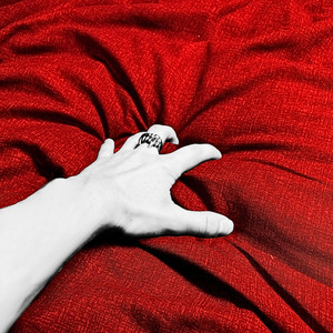 Single Review – Witch Hook: ‘Loosing&nbsp;Teeth’